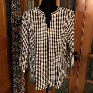 NWOT Anne Klein black and white checked zip front top with bell sleeves.
